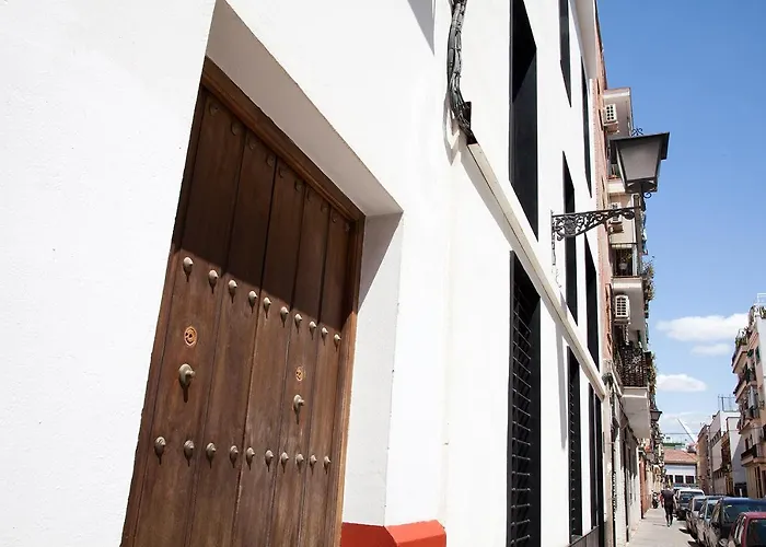 Gotoseville Faustino Flats